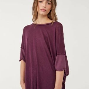 Cute oversized Free People wine Diego Tee xs